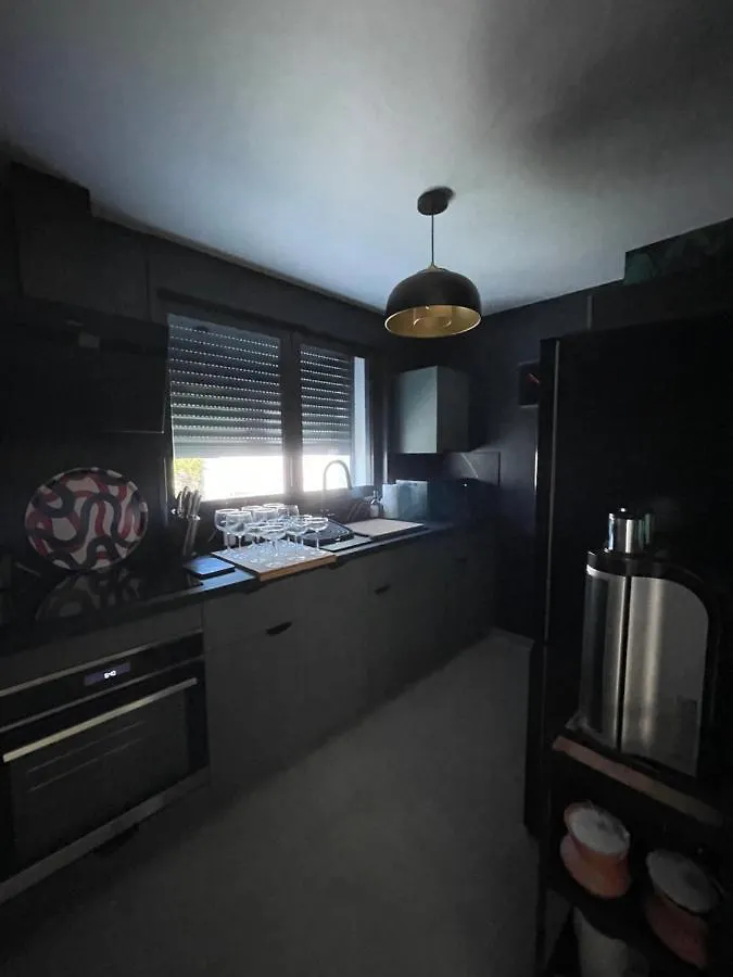 Appartement De Caractere Avec Jacuzzi Frejus 0*,  France
