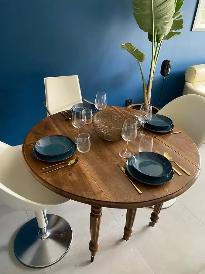 Appartement De Caractere Avec Jacuzzi Frejus France