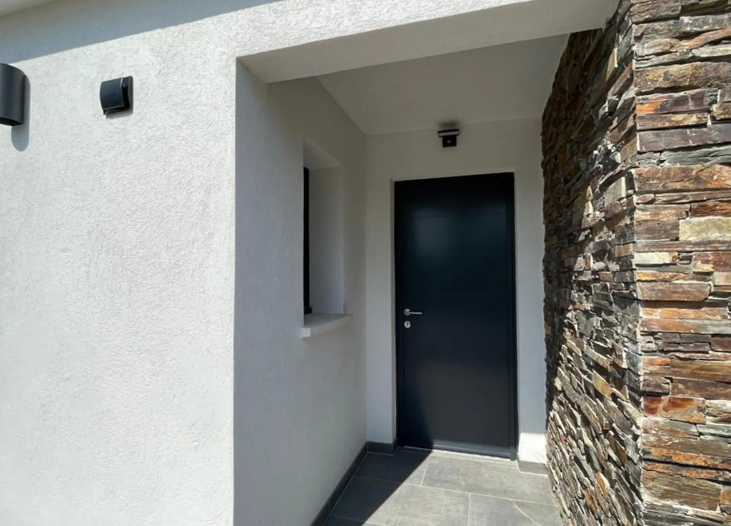 Appartement De Caractere Avec Jacuzzi Frejus Apartment